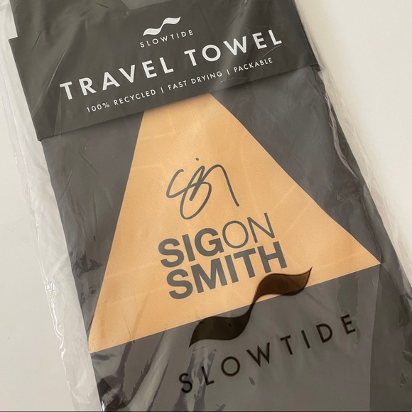 Sig on Smith X Slowtide Quick-Dry Travel Towel - Picture 2 of 8